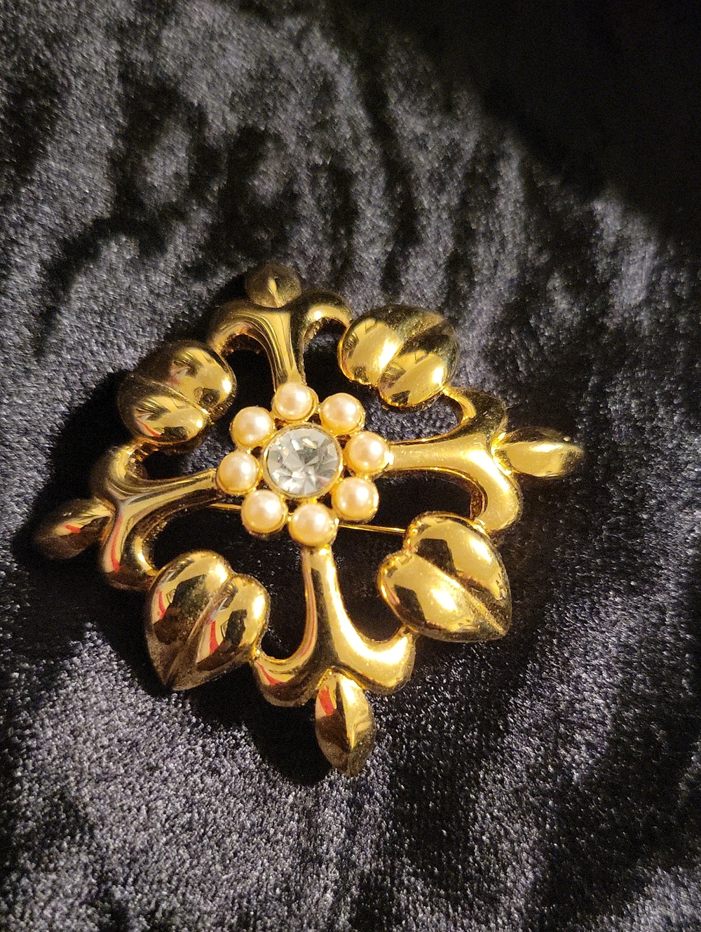 Monet: Vintage Gold-Tone Floral Pearl & Crystal Brooch - Elegant Women Jewelry